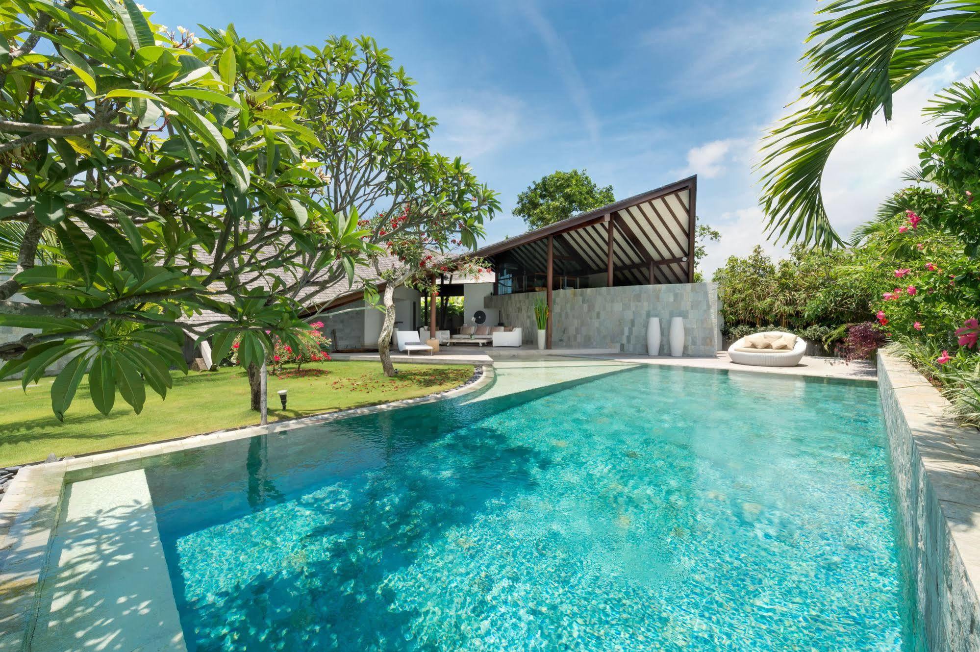 The Layar - Designer Villas And Spa, Chse Certified Семиньяк Экстерьер фото